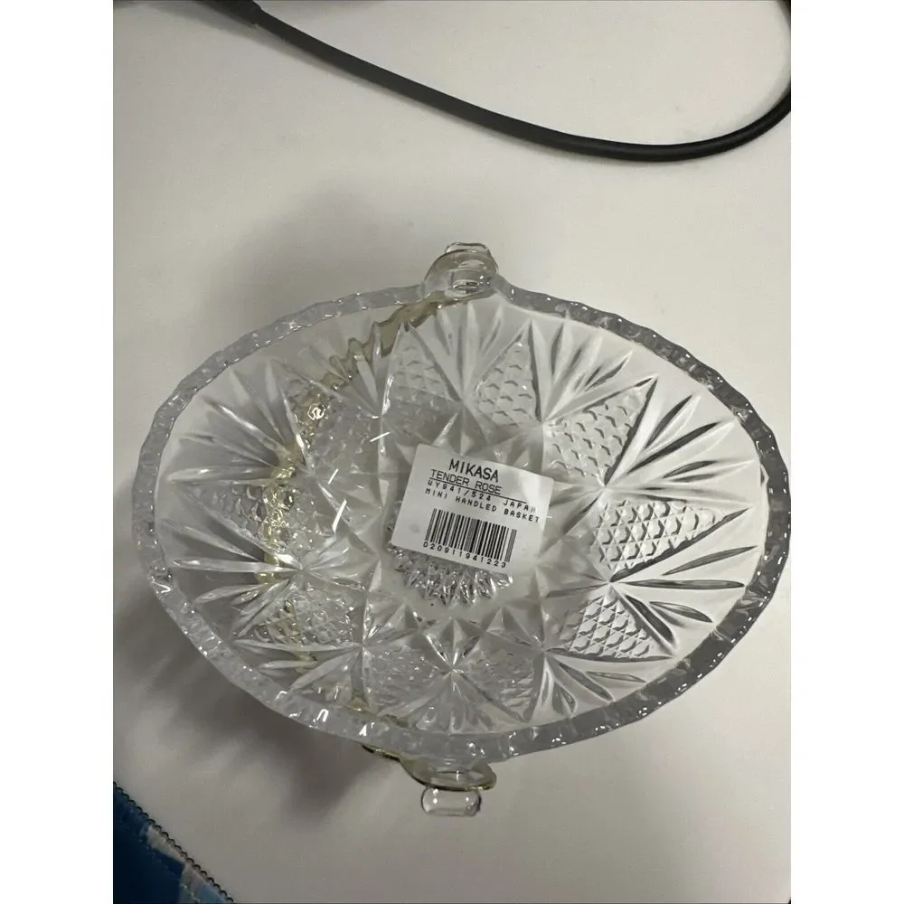 Mikasa Crystal Clear Decorative Mini Basket W/Removable‎ Gold Handle - Excellent